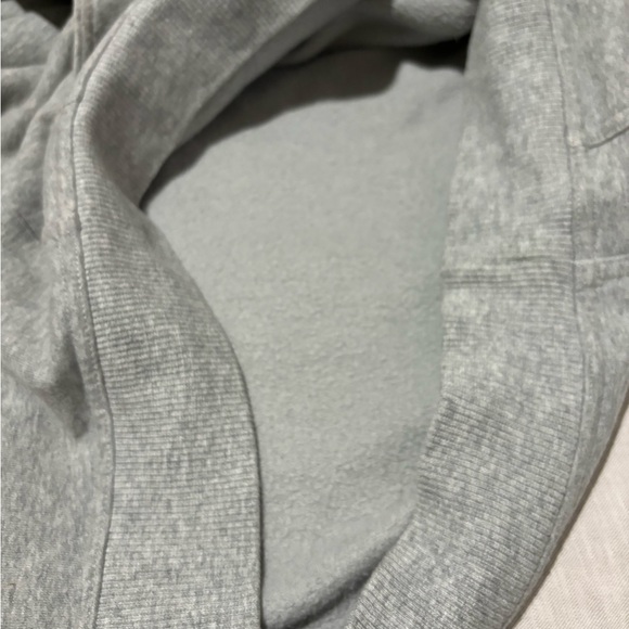 Lululemon women’s grey hoodie size XS - Picture 6 of 6